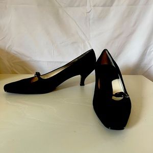 Aérosoles black suede heels, 8.5, strap/silver buckle detail, like new condition
